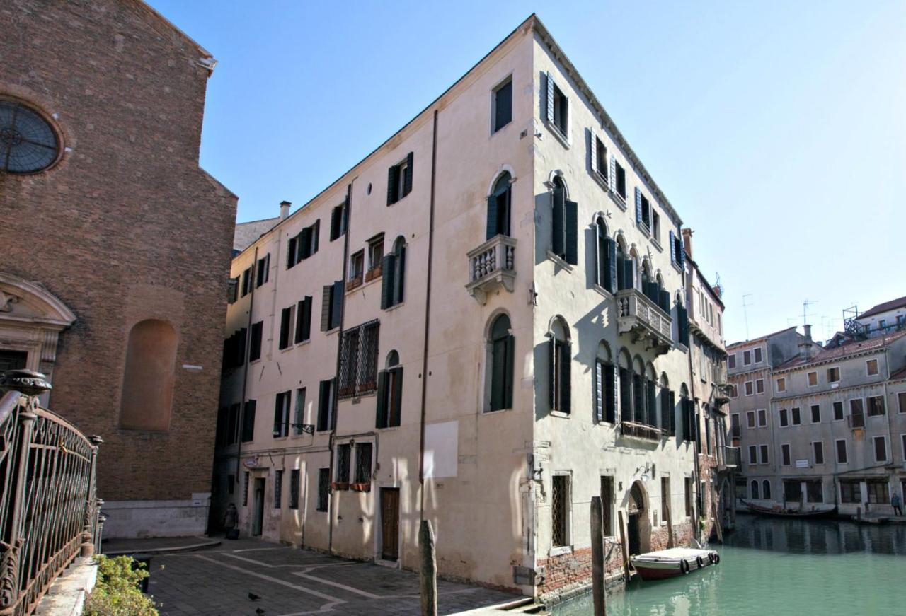 Residence Ca' Foscolo Veneţia Exterior foto